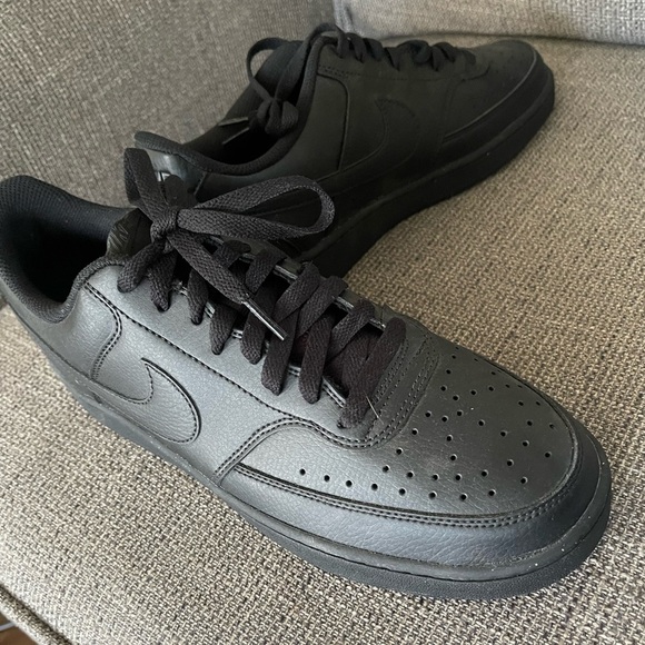 MEN'S NIKE AIR FORCE 1 LOW CASUAL SHOES NWT - Picture 2 of 8